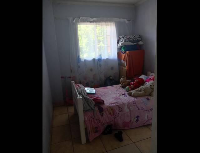 2 BEDROOM APARTMENT FOR SALE IN PRETORIA WEST